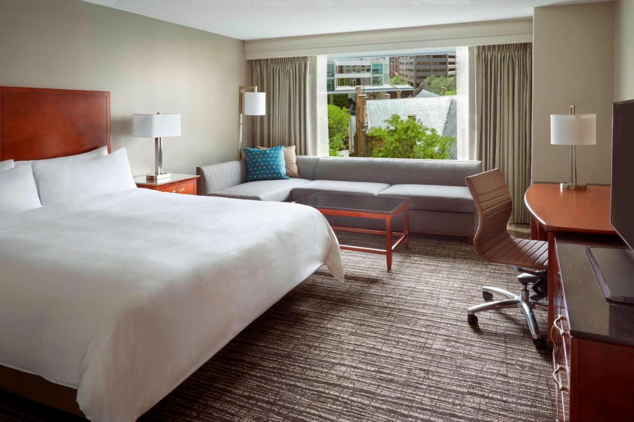 Отель Marriott Downtown At Cf Toronto Eaton Centre Экстерьер фото