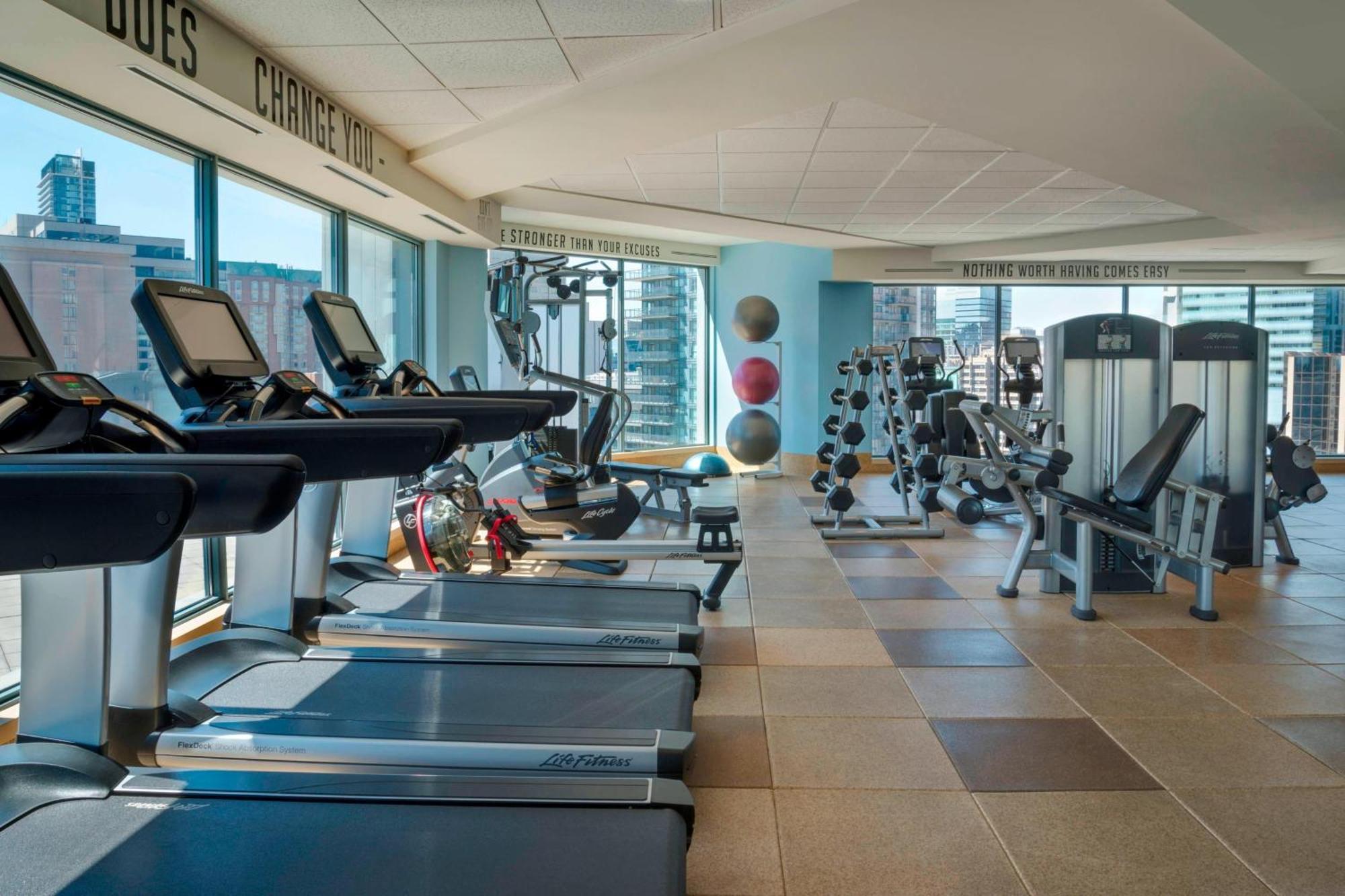 Отель Marriott Downtown At Cf Toronto Eaton Centre Экстерьер фото
