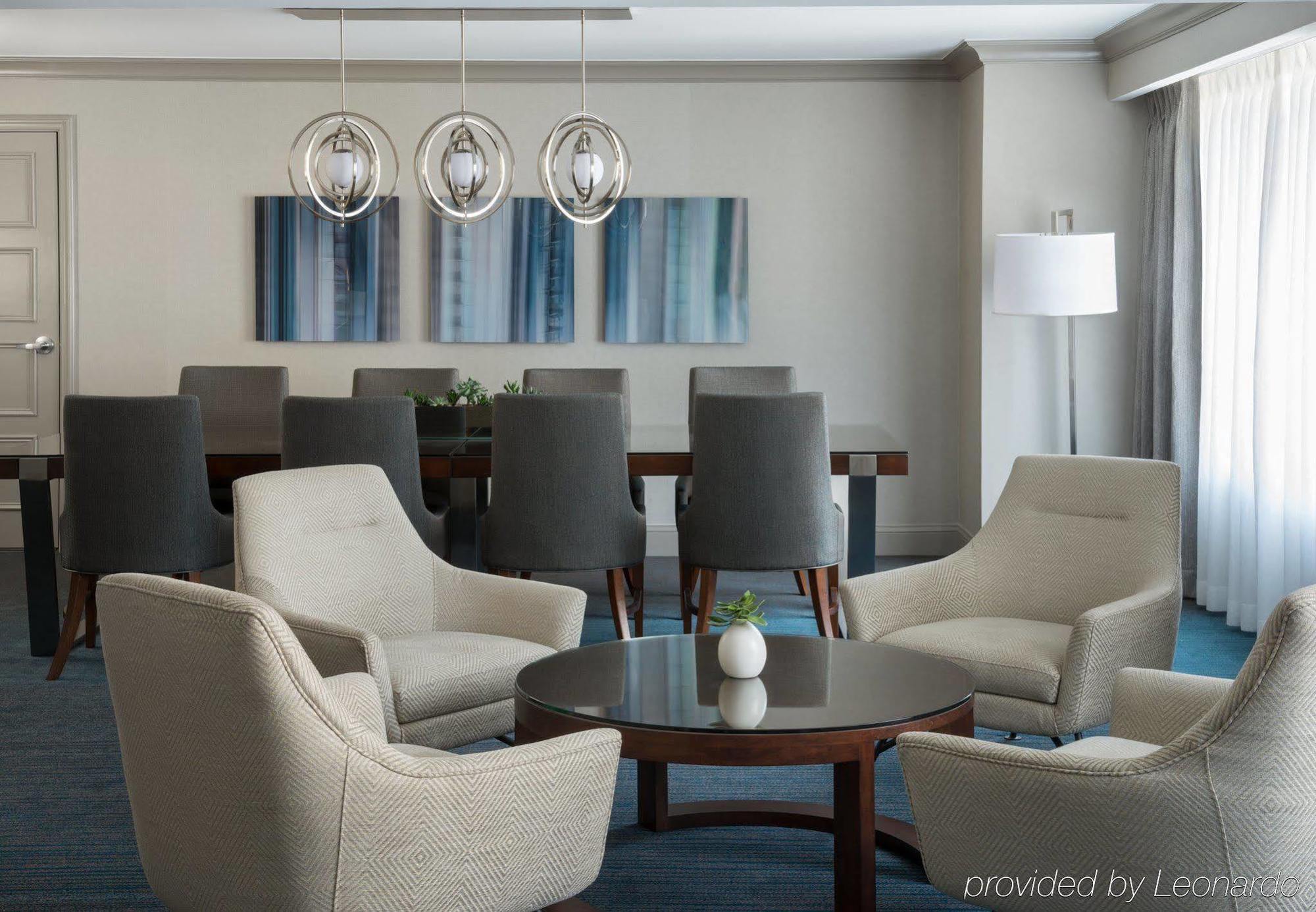 Отель Marriott Downtown At Cf Toronto Eaton Centre Экстерьер фото