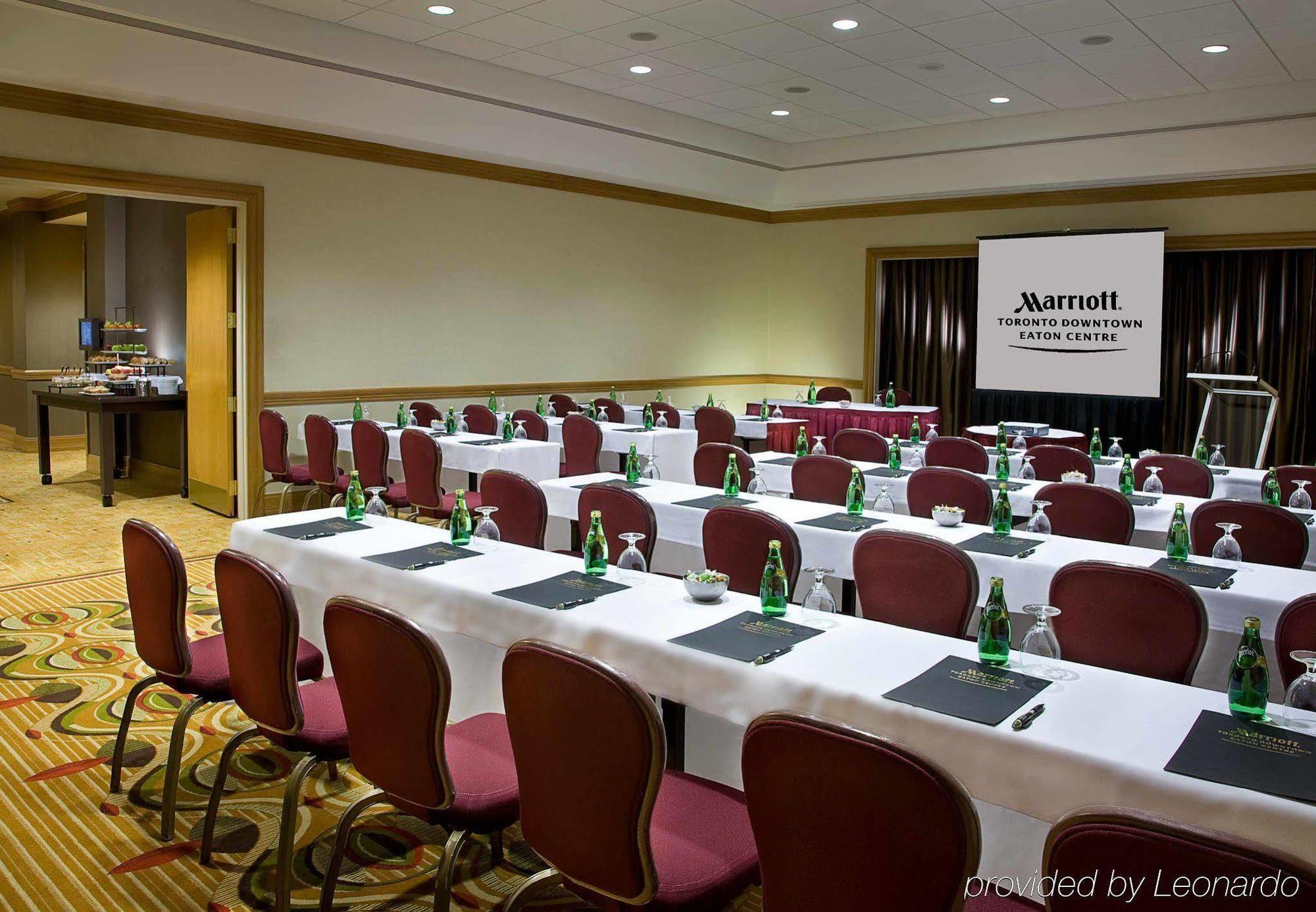 Отель Marriott Downtown At Cf Toronto Eaton Centre Экстерьер фото